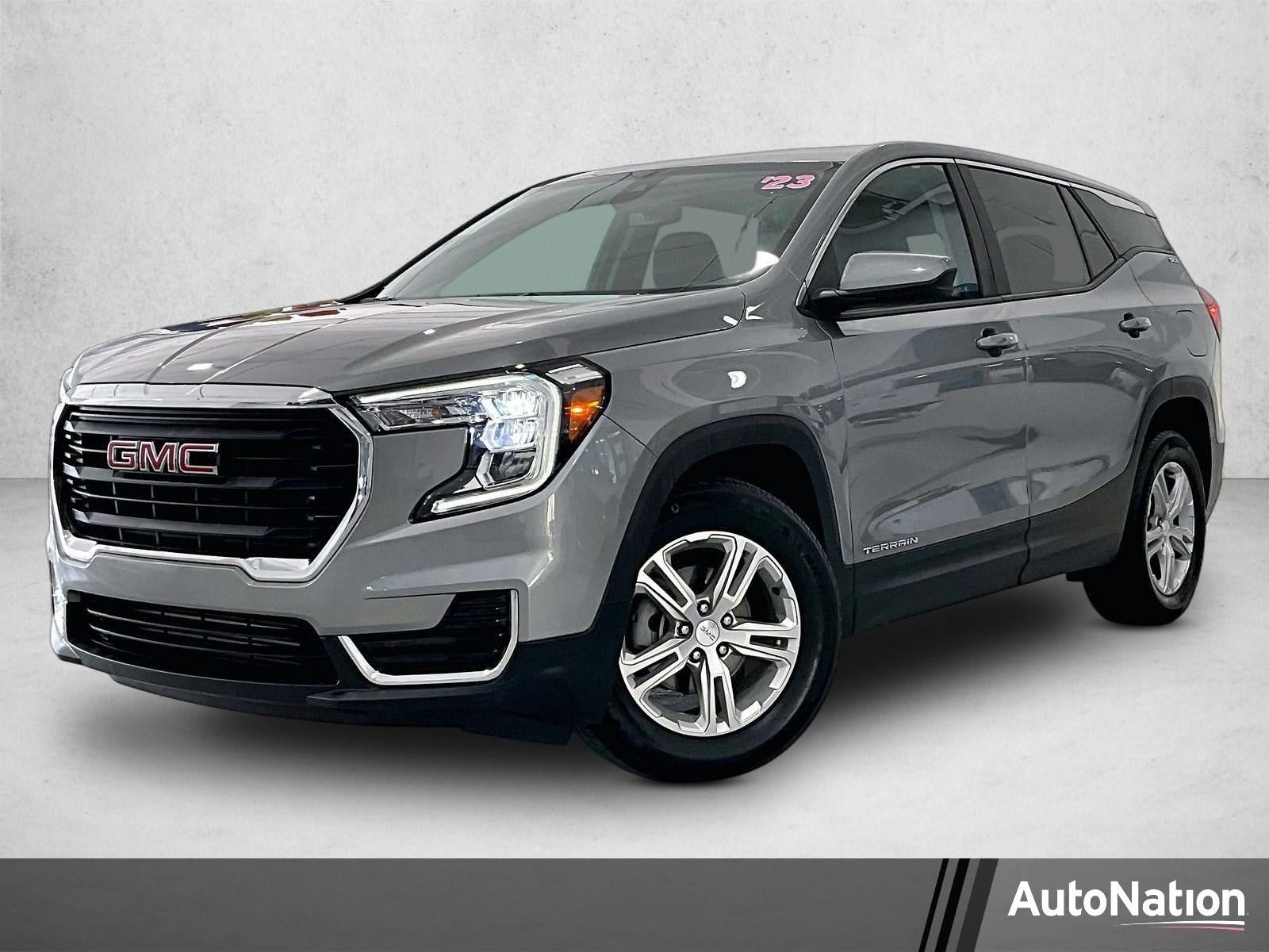 2023 GMC Terrain SLE in Sterling Metallic — front three-quarter view